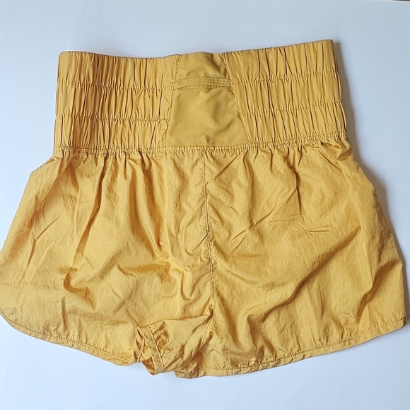 FP Movement by Free People shorts gold L - Picture 2 of 8